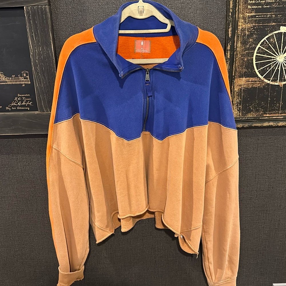 Free People Women's Multi Sweatshirt
Size MExcellent condition